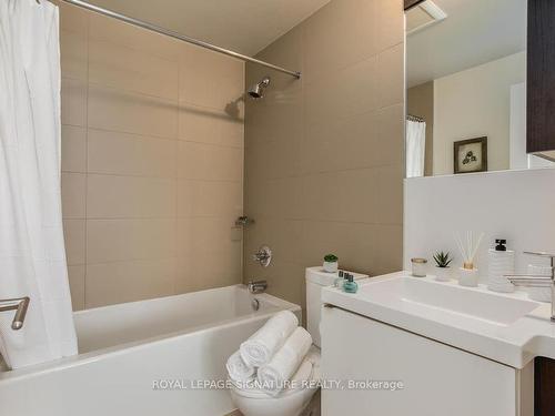 2904-300 Front St, Toronto, ON - Indoor Photo Showing Bathroom