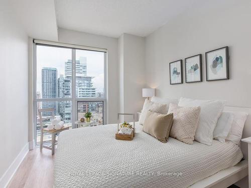 2904-300 Front St, Toronto, ON - Indoor Photo Showing Bedroom