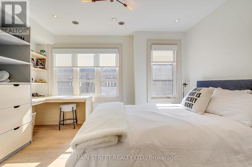 27 - 12 Powseland Crescent, Vaughan (West Woodbridge), ON - Indoor Photo Showing Bedroom