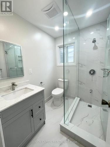 Upper - 75 Madsen Crescent, Markham (Markville), ON - Indoor Photo Showing Bathroom