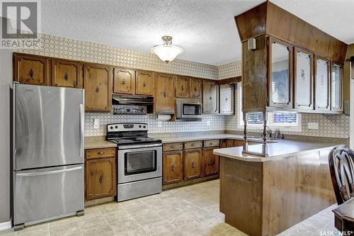 303 2Nd Avenue, Montmartre, SK - Indoor Photo Showing Kitchen