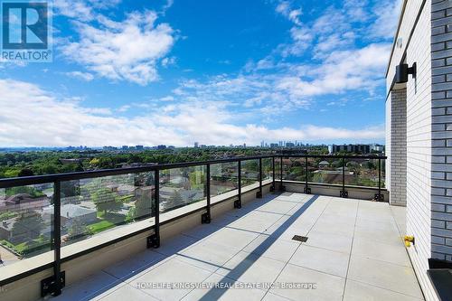 919 - 3100 Keele Street, Toronto (Downsview-Roding-Cfb), ON - Outdoor With View