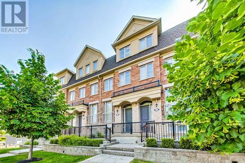 1022A Islington Avenue, Toronto (Islington-City Centre West), ON - Outdoor