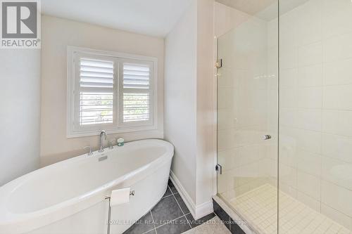 1022A Islington Avenue, Toronto (Islington-City Centre West), ON - Indoor Photo Showing Bathroom