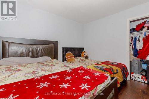 74 Linkdale Road, Brampton, ON - Indoor Photo Showing Bedroom