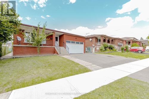 74 Linkdale Road, Brampton, ON - Outdoor With Facade