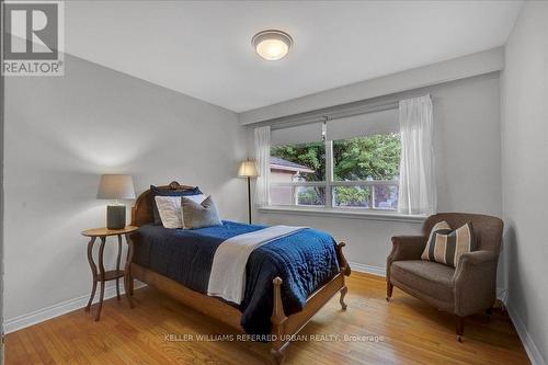 122 Burndale Avenue, Toronto, ON - Indoor Photo Showing Bedroom