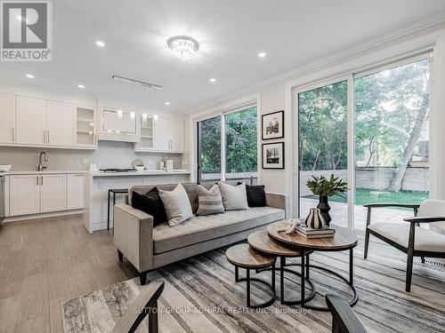 168 Haddington Avenue, Toronto, ON - Indoor Photo Showing Kitchen