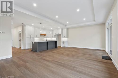 27 Mercedes Crescent, Kincardine, ON - Indoor Photo Showing Kitchen With Upgraded Kitchen