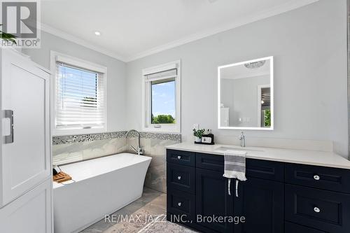 263 Pigeon Creek Road, Kawartha Lakes (Janetville), ON - Indoor Photo Showing Bathroom