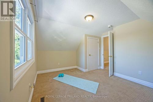 1874 Churchill Avenue, London, ON - Indoor Photo Showing Other Room