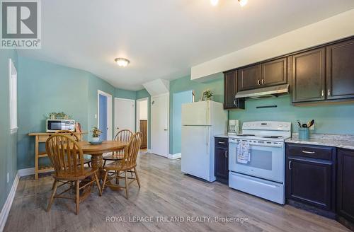 1874 Churchill Avenue, London, ON - Indoor Photo Showing Kitchen