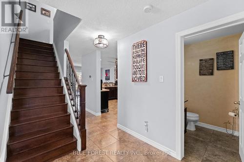 2982 Devon Road, London, ON - Indoor Photo Showing Other Room