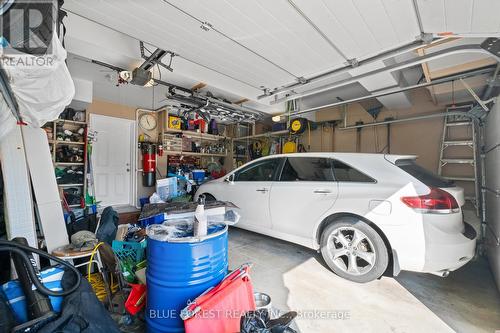 2982 Devon Road, London, ON - Indoor Photo Showing Garage