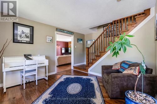 7 Andrew Court, Wasaga Beach, ON - Indoor