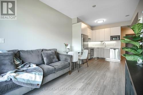 311 - 15 Water Walk Drive, Markham (Unionville), ON - Indoor