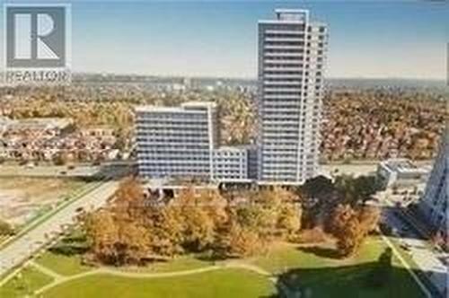 424 - 7900 Bathurst Street, Vaughan, ON - Outdoor With View