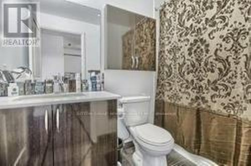 424 - 7900 Bathurst Street, Vaughan, ON - Indoor Photo Showing Bathroom