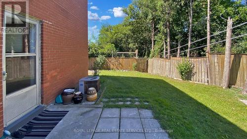 88 Garthdale Court, Toronto (Bathurst Manor), ON - Outdoor