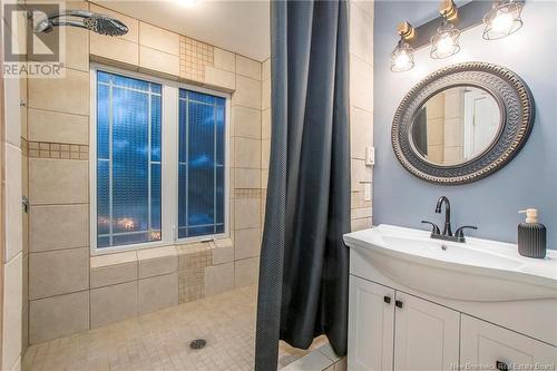 180 Leblanc Avenue, Shediac, NB - Indoor Photo Showing Bathroom