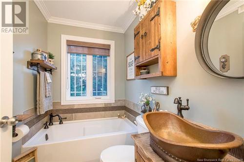 180 Leblanc Avenue, Shediac, NB - Indoor Photo Showing Bathroom