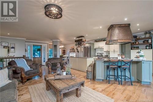 180 Leblanc Avenue, Shediac, NB - Indoor Photo Showing Living Room