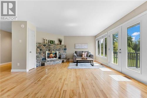 40 Blue Danube Way, Pembroke, ON - Indoor Photo Showing Living Room With Fireplace