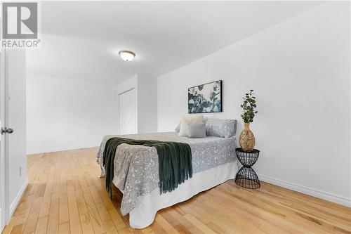 40 Blue Danube Way, Pembroke, ON - Indoor Photo Showing Bedroom