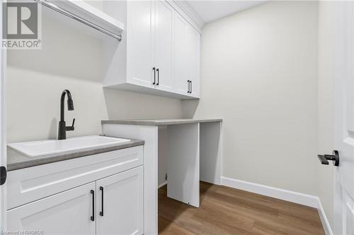 Laundry room - with laundry sink - 31 Mercedes Crescent, Kincardine, ON - Indoor Photo Showing Laundry Room