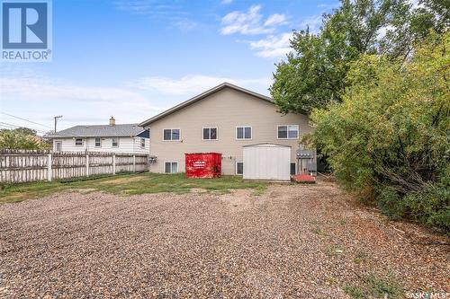 514 Lillooet Street W, Moose Jaw, SK - Outdoor