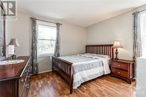 378 River Ridge Crescent, Ottawa, ON - Indoor Photo Showing Bedroom