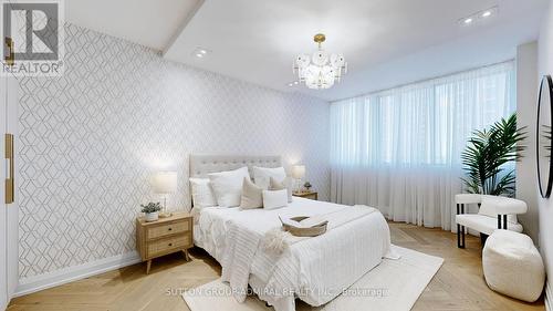 602 - 616 Avenue Road, Toronto (Casa Loma), ON - Indoor Photo Showing Bedroom