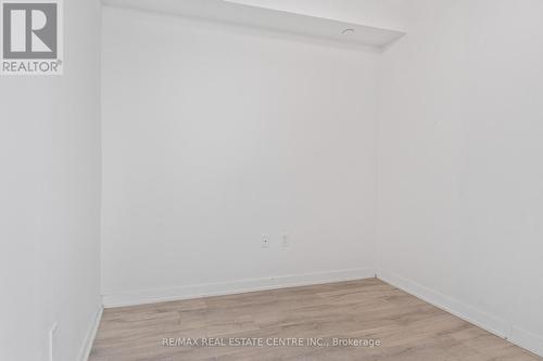 310 - 4655 Metcalfe Avenue W, Mississauga (Central Erin Mills), ON - Indoor Photo Showing Other Room