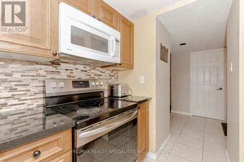 804 - 58 Church Street E, Brampton (Downtown Brampton), ON - Indoor Photo Showing Kitchen