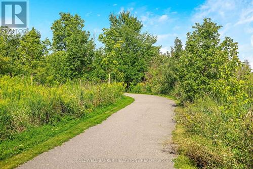 52 Milfoil Street, Halton Hills, ON - Outdoor