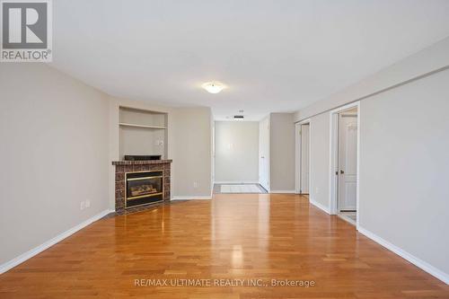 6117 Maple Gate Circle, Mississauga (Lisgar), ON - Indoor With Fireplace