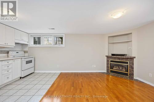 6117 Maple Gate Circle, Mississauga (Lisgar), ON - Indoor With Fireplace