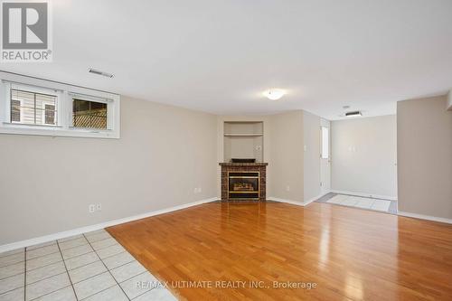 6117 Maple Gate Circle, Mississauga (Lisgar), ON - Indoor With Fireplace