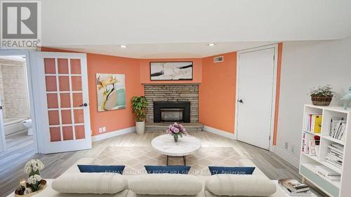 395 Little Avenue, Barrie (Painswick North), ON - Indoor Photo Showing Living Room With Fireplace