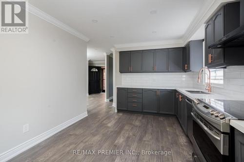 154 King Street S, New Tecumseth (Alliston), ON - Indoor Photo Showing Kitchen With Double Sink With Upgraded Kitchen