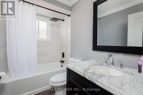 154 King Street S, New Tecumseth (Alliston), ON - Indoor Photo Showing Bathroom