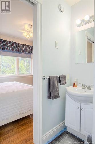 31 Florence Drive, Grand Bay-Westfield, NB - Indoor Photo Showing Bathroom