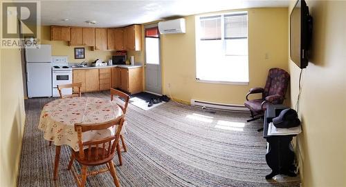 10437 Principale, Saint-Louis-De-Kent, NB - Indoor Photo Showing Kitchen With Double Sink