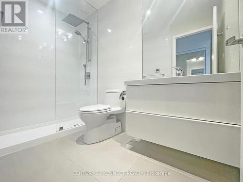 4303 - 38 Grenville Street, Toronto, ON - Indoor Photo Showing Bathroom