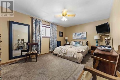 10 Mckay Street, Petawawa, ON - Indoor Photo Showing Bedroom