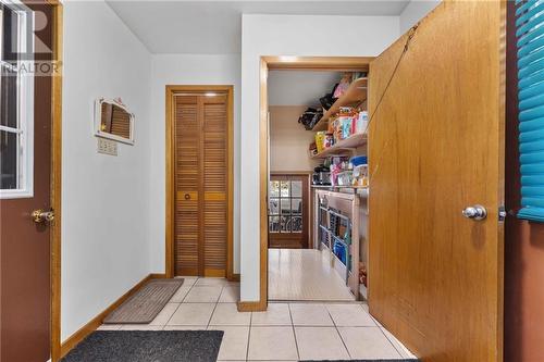 10 Mckay Street, Petawawa, ON - Indoor Photo Showing Other Room