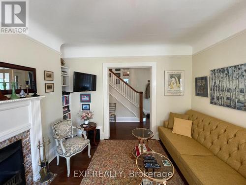 112 Palmer Road, Belleville, ON - Indoor Photo Showing Living Room With Fireplace