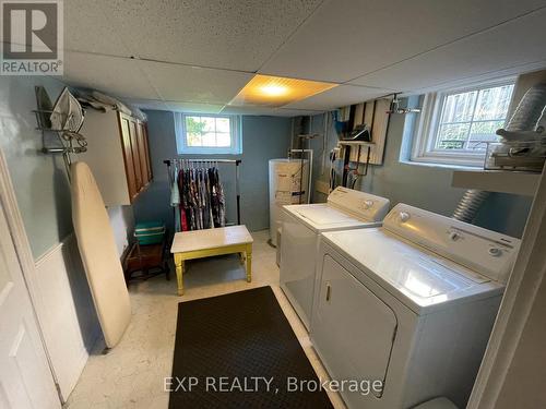 112 Palmer Road, Belleville, ON - Indoor Photo Showing Laundry Room