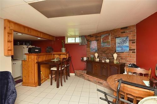 33 Fielding Crescent, Hamilton, ON - Indoor Photo Showing Other Room