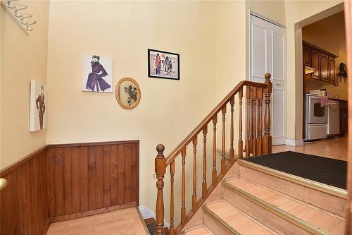 33 Fielding Crescent, Hamilton, ON - Indoor Photo Showing Other Room